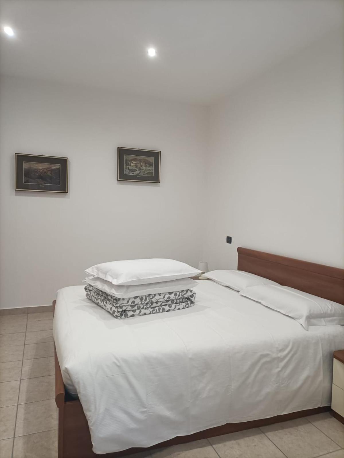 Casa Adelina - Appartamento Pallanza Centro Вербания Экстерьер фото