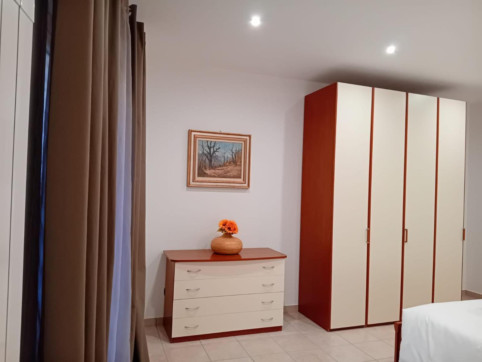 Casa Adelina - Appartamento Pallanza Centro Вербания Экстерьер фото